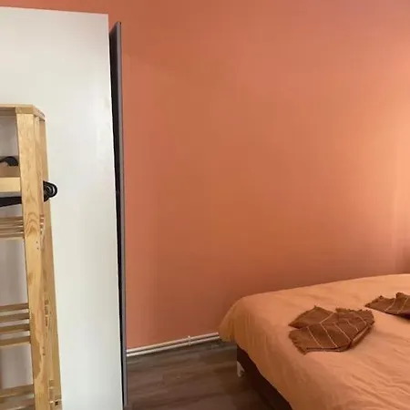 Apartament Sans 2 *